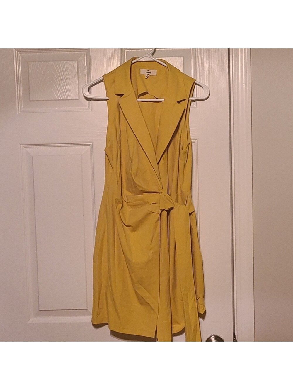 kiwi green wrap dress NEW ENTRO